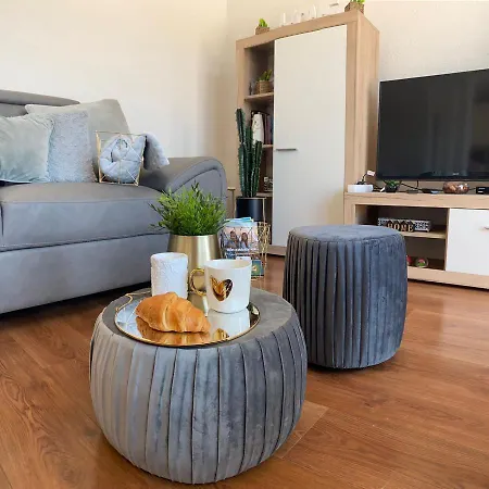 Sea Star Ivana Apartment *
